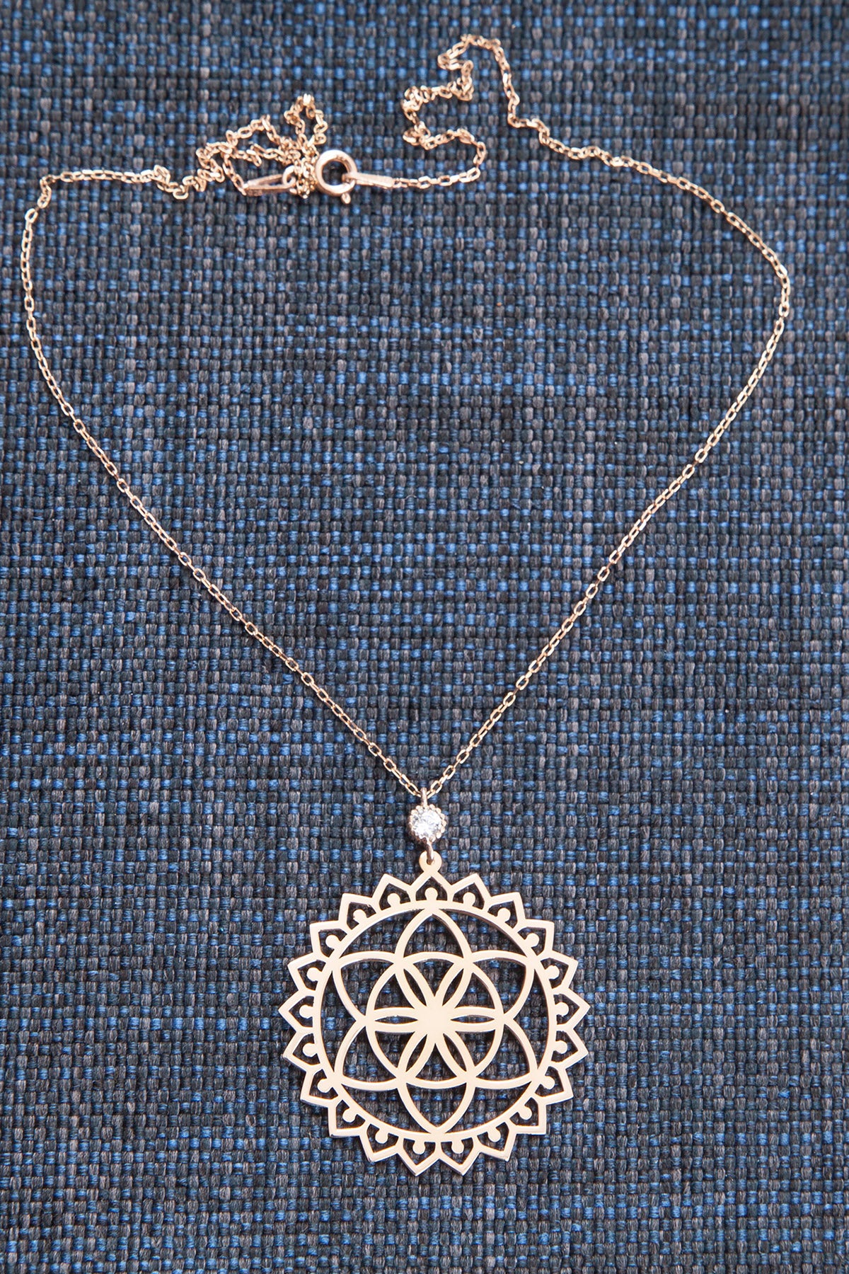 Silber Halskette mit Lebensblume-Anhänger in verschiedenen Farbe mit Zirkonium-Steinchen