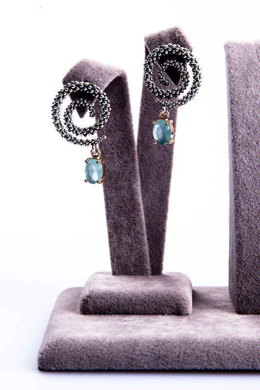 Silber Ohrringe im Schnecken-Design mit Saphir & Turmalin