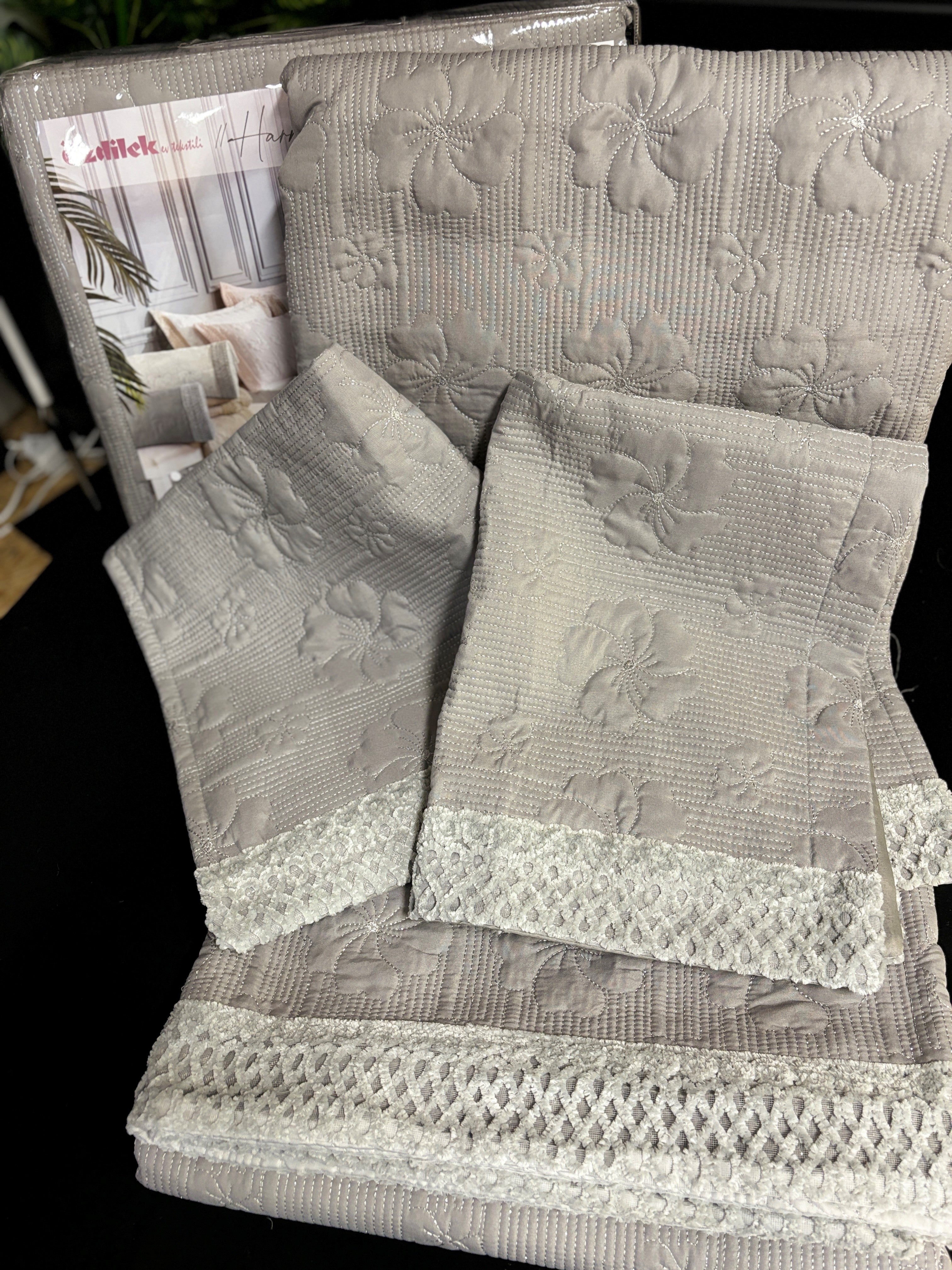 Özdilek bedspread set 'Harmony' in various colours 100% cotton